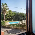 Tra Monti E Mare